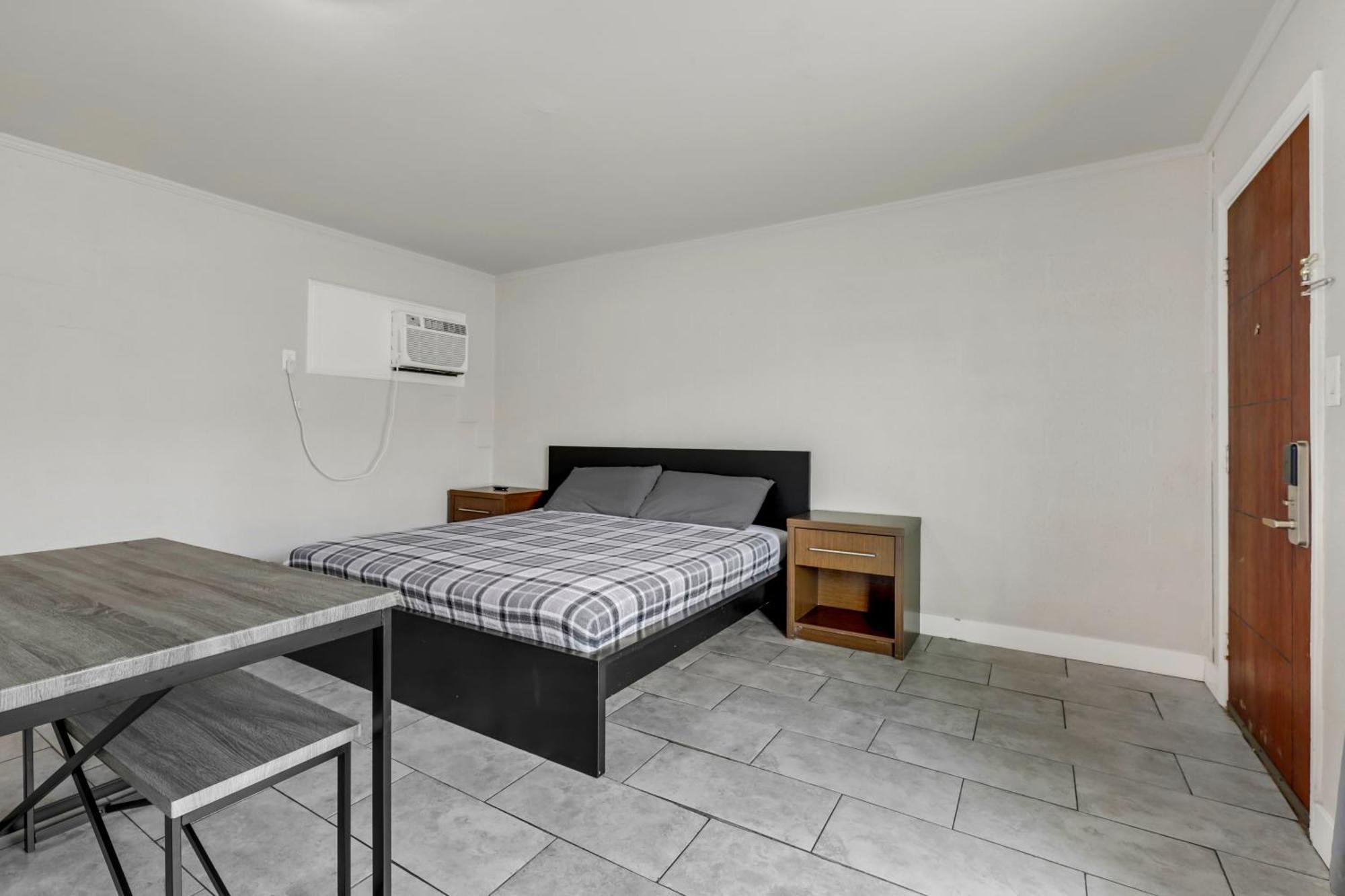 Desert Moon Motel Лас-Вегас Экстерьер фото
